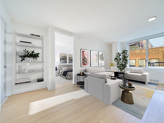 3rd image of 70 W 37th St #718