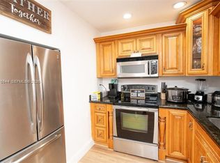 8120 SW 103rd Ave #Townhouse 8120, Miami, FL 33173