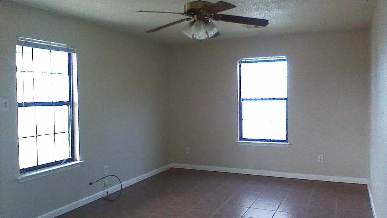 591 Bosque Bend Ln — Photo 3