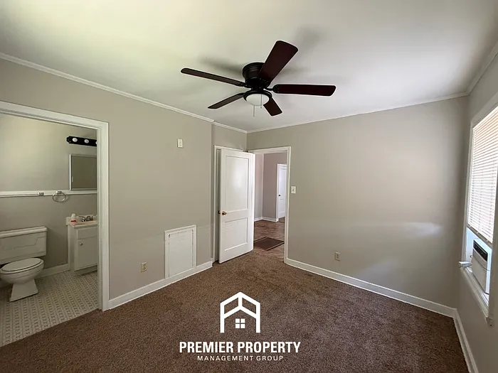3916 Wales Ave — Photo 8