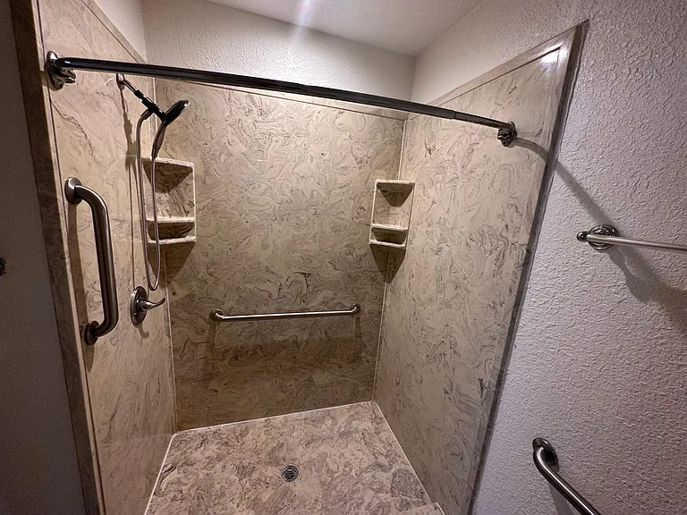 4213 SW 9th Ave — Photo 31