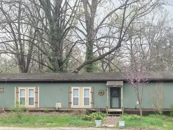 13 Bittersweet Dr, Glen Carbon, IL 62034