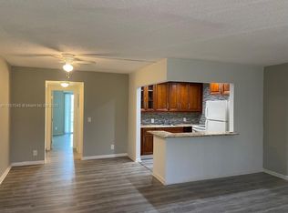 398 Fanshaw Way #J, Boca Raton, FL 33434