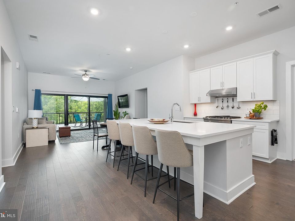 1st image of 44691 Wellfleet Dr Unit 208