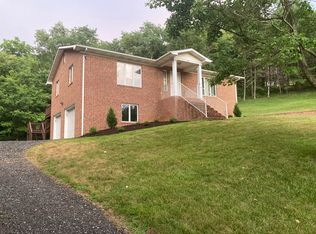 825 Shenandoah Rd, Lexington, VA 24450