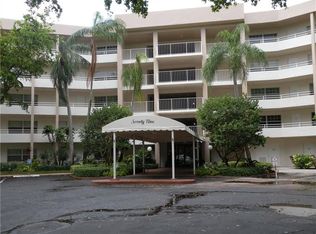 3980 Oaks Clubhouse Dr APT 306, Pompano Beach, FL 33069