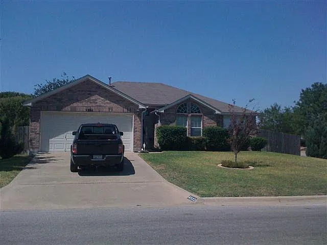 4502 Waterbury Dr