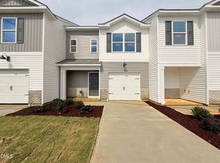 303 Honeycutt Oaks Dr, Angier, NC 27501