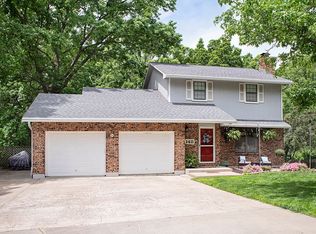 1411 Woodlawn Dr, Warrensburg, MO 64093