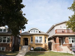5526 W Agatite Ave, Chicago, IL 60630