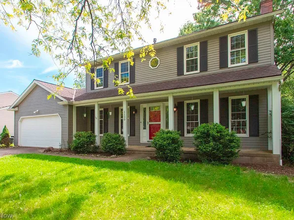 1130 Waterbury Dr, Medina, OH 44256