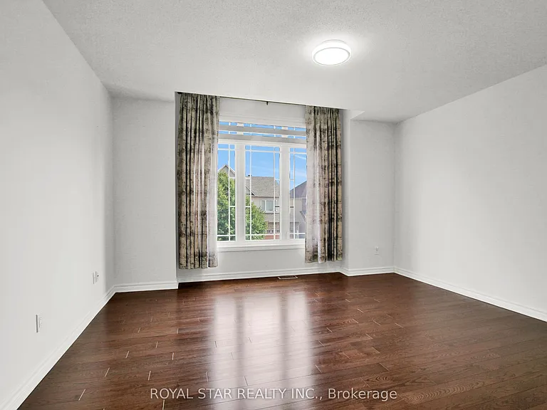 115 Tapestry Dr #1 — Photo 31