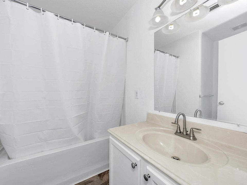 1st image of 4513 Martingale View Ln
