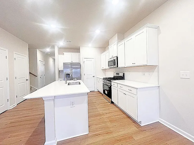 9 Vine House Dr — Photo 7