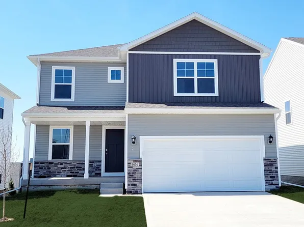 5634 152nd St, Grimes, IA 50111