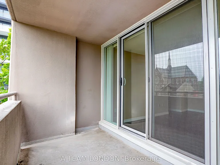 155 Kent St #407 — Photo 23
