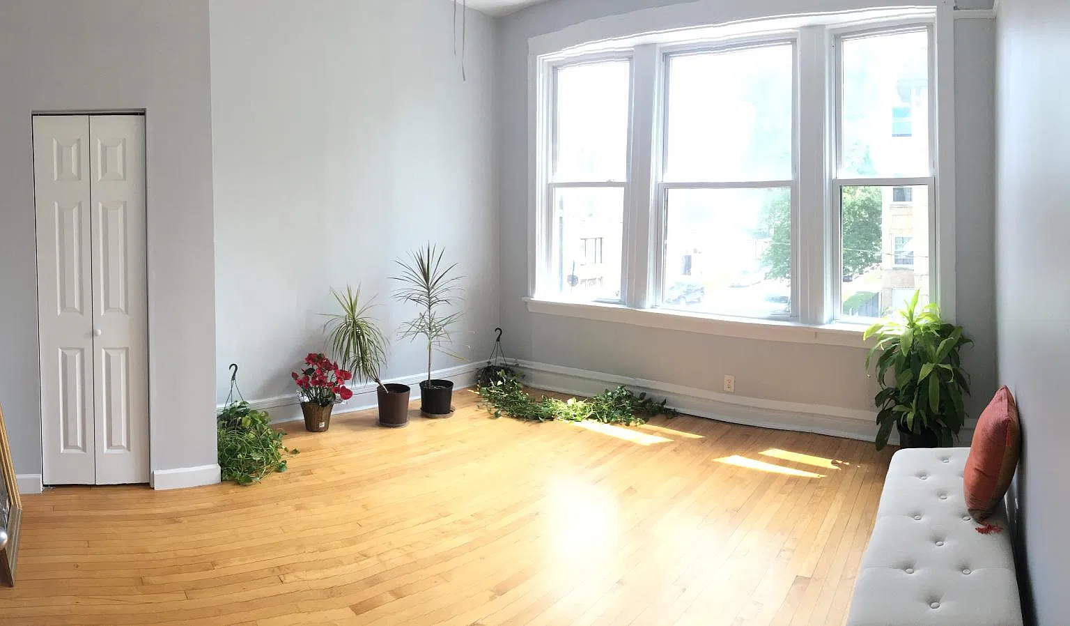 3 bed, 1200 sqft, $2,800 — Photo 4