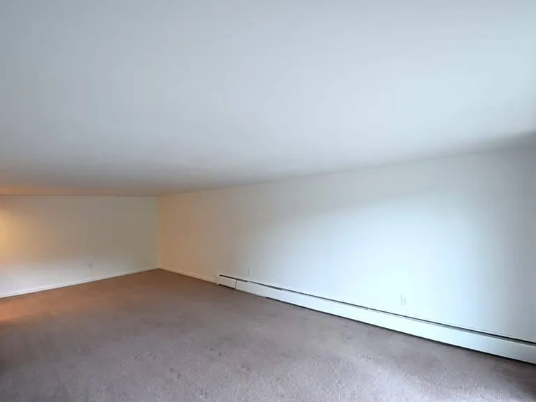 4440 Laguna Pl #309 — Photo 2