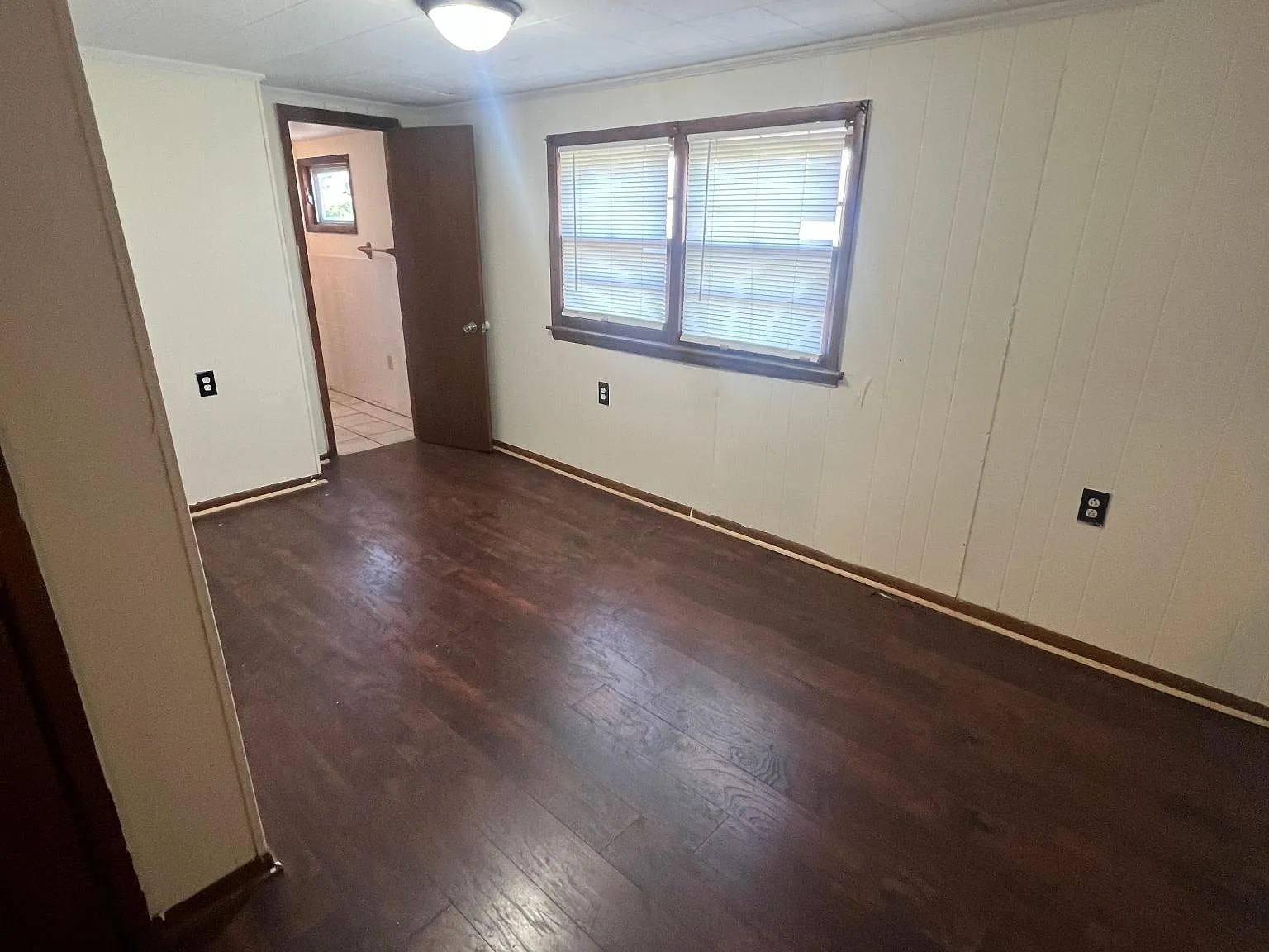 2 bed, 700 sqft, $1,175 — Photo 2