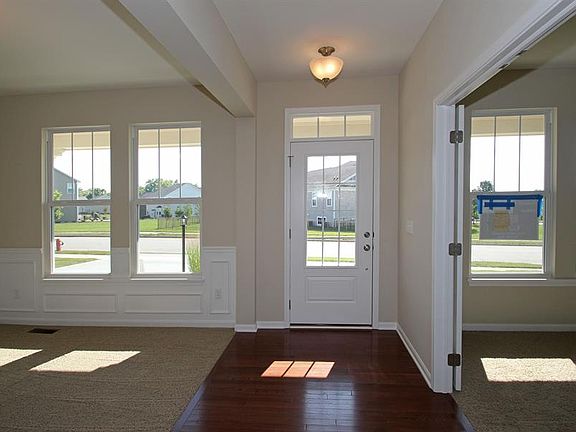 5th image of 113 Urich Dr