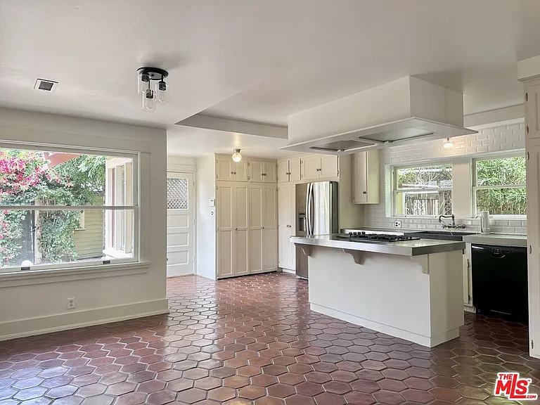 2216 Meade Pl — Photo 49