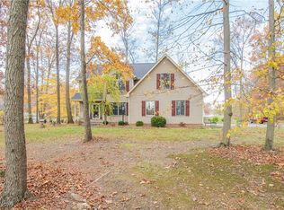 700 Stillwater Dr, Deerfield, OH 44411