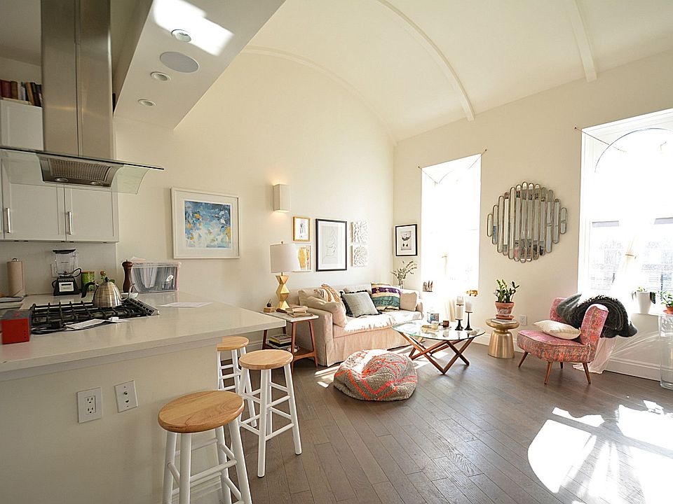 1st image of 154 W 70th St APT 12B