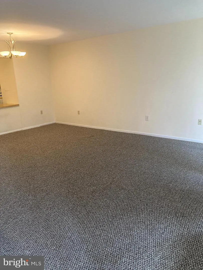 2 bed, 1.5 bath, 1148 sqft, $2,250 — Photo 2