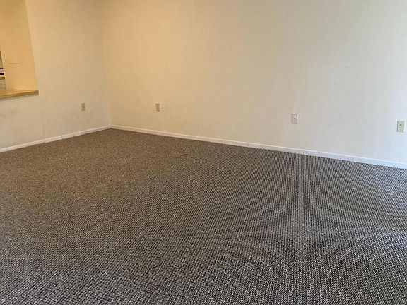 2nd image of 2601 Wagon Dr Suite 362