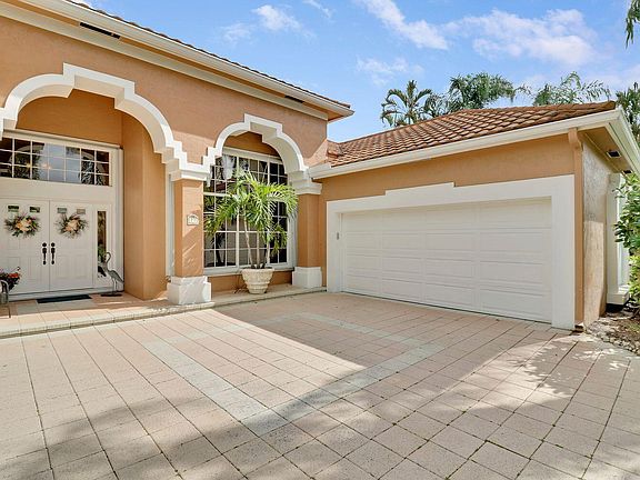 4th image of 71 Cayman Place