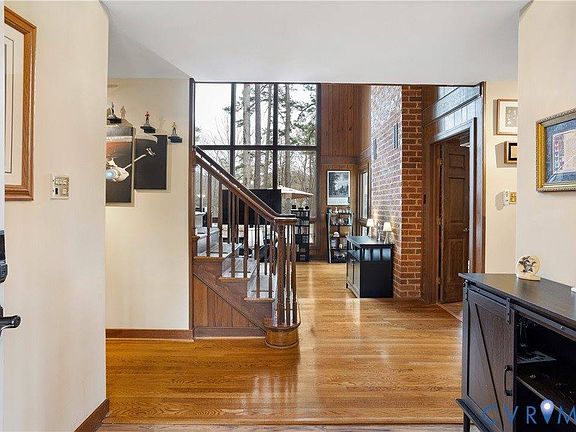 4th image of 3613 Stoney Ridge Rd