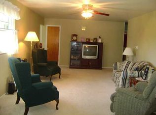 1212 N Washington St, Rushville, IN 46173