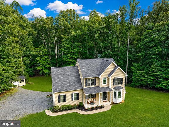 2nd image of 16379 Covey Cir