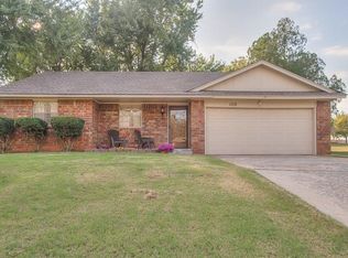 1115 S Mustang Rd, Mustang, OK 73064