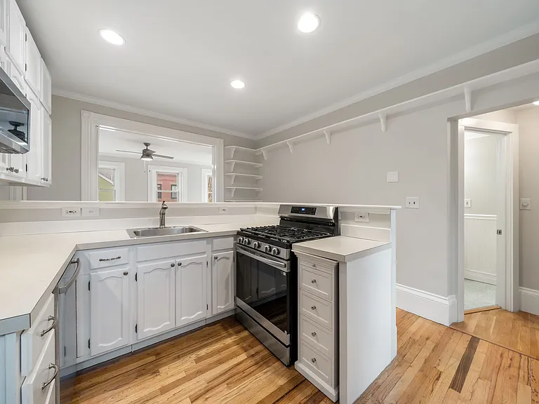 251 Bunker Hill St #2 — Photo 4