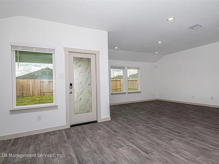 8038 Brahman Ln — Photo 11
