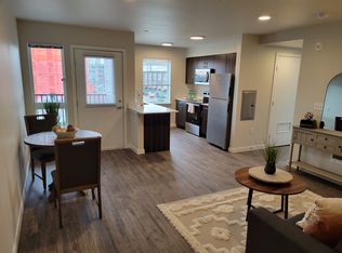 2611 Rockefeller Ave #302, Everett, WA 98201