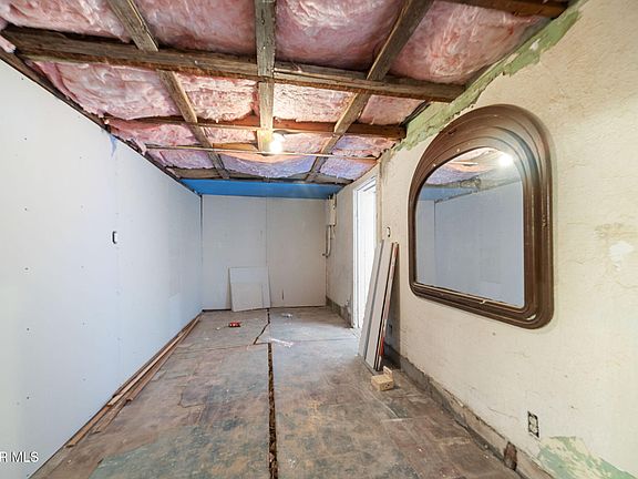 5th image of 88 N Boone St