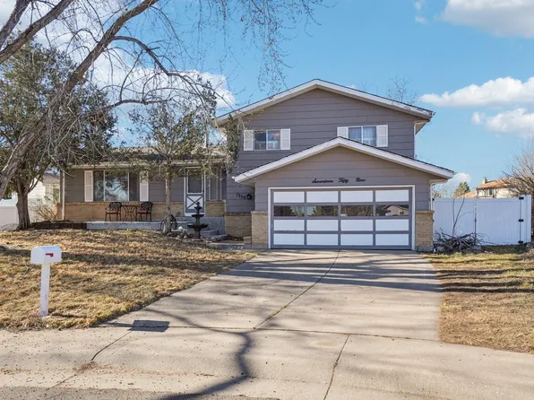 1759 29th Ave Ct, Greeley, CO 80634