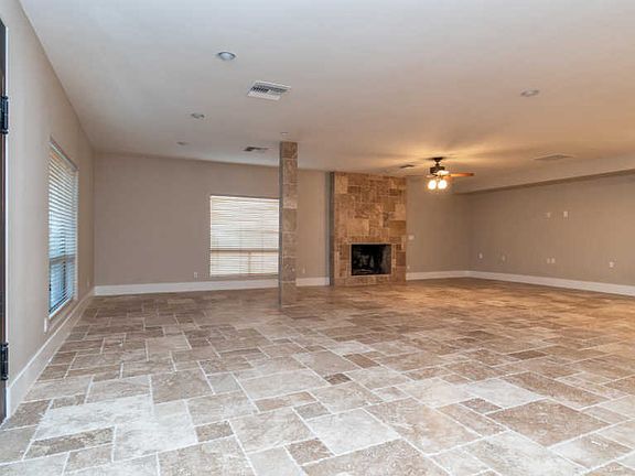 3rd image of 6950 E Dixileta Dr