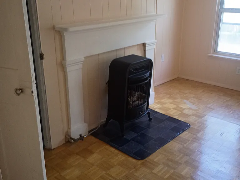 743 Broadway #4 — Photo 2