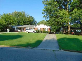 814 Hike Ave, Dyersburg, TN 38024