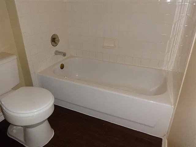 6407 Nottoway Ct — Photo 9