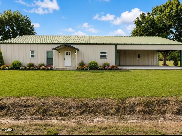 1065 Harry Huval Rd, Breaux Bridge, LA 70517
