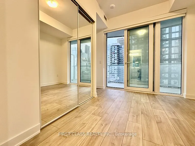 100 Dalhousie St #1507 — Photo 17