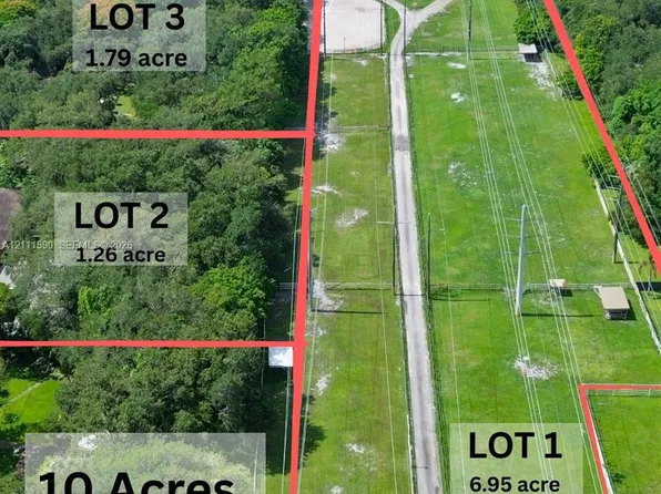 5501 Woodland Ln, Fort Lauderdale, FL 33312