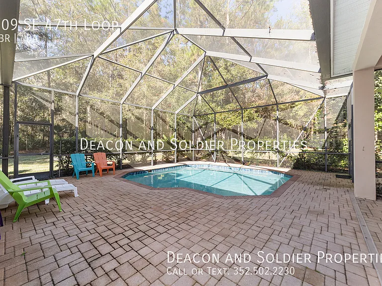 609 SE 47th Loop — Photo 8