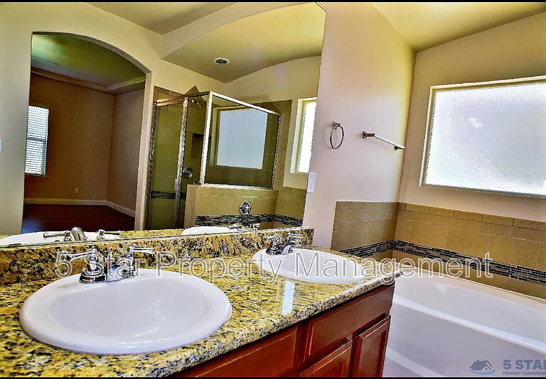 2200 Willie Mier St — Photo 29