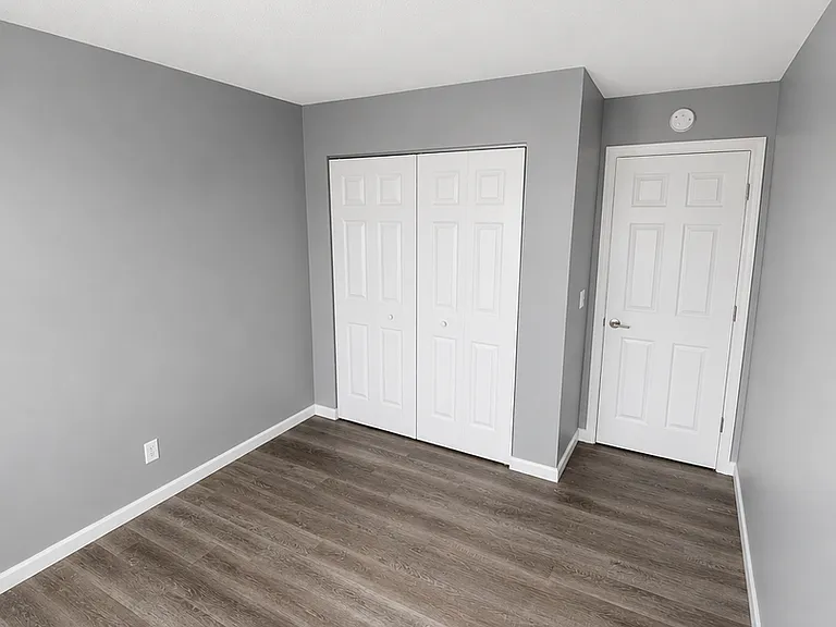 42nd Ave Apartment — Photo 26