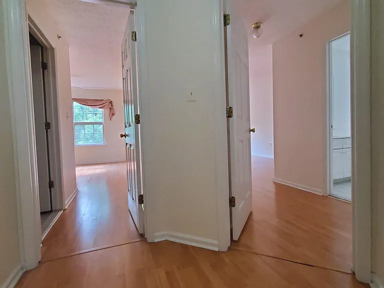 93 Prestwick Way — Photo 25